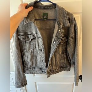 Wild fable dark wash jean jacket!